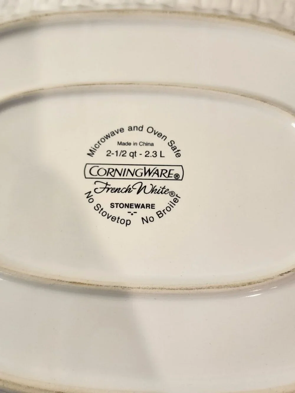 CorningWare French White 2.5 qt seal and glass lid